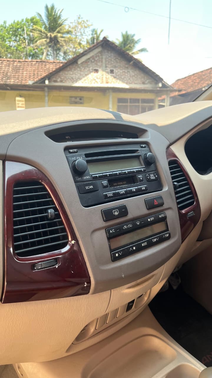 Toyota Innova Type V 2005 11