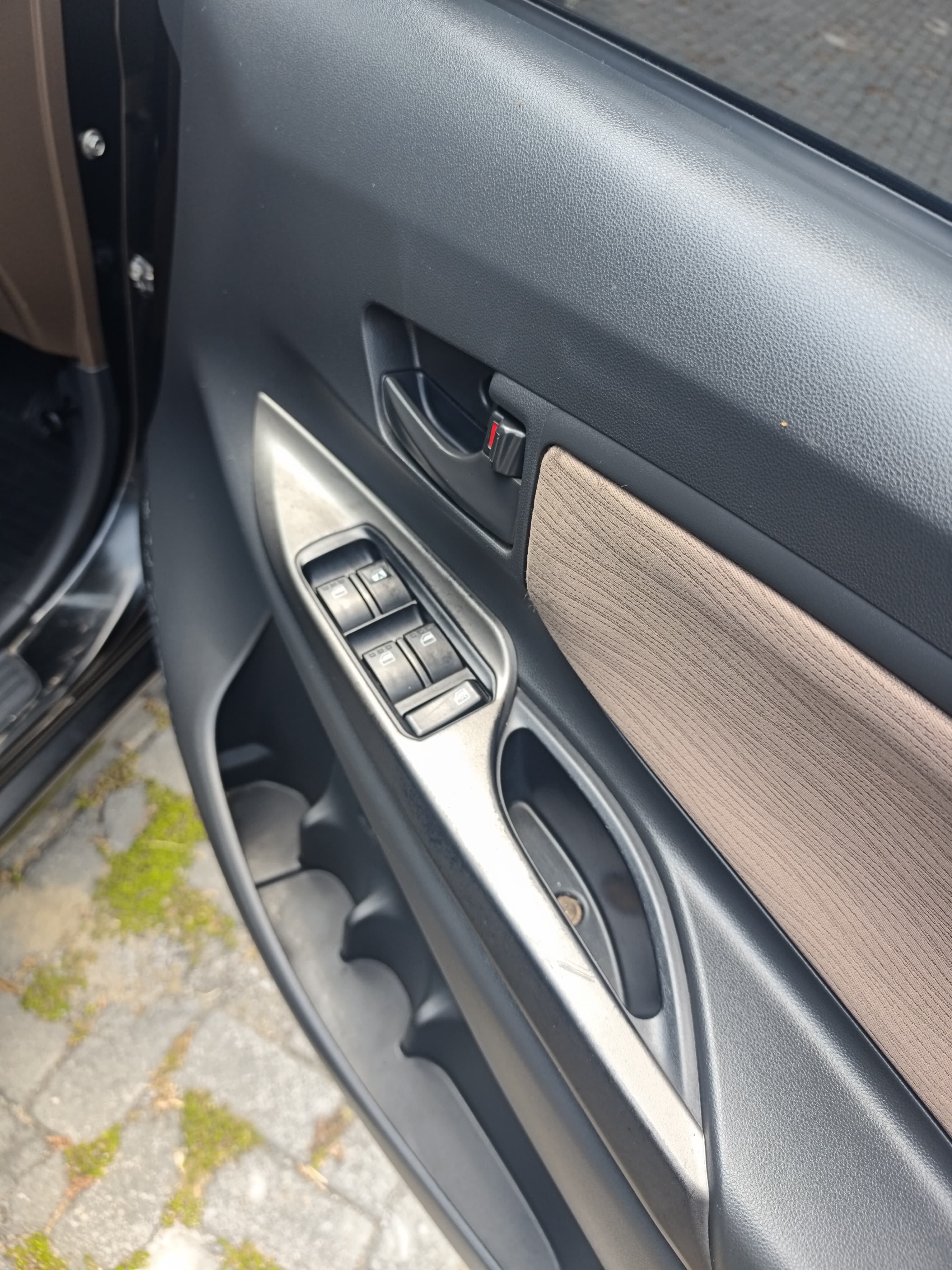 Daihatsu Xenia Type R 2017 9