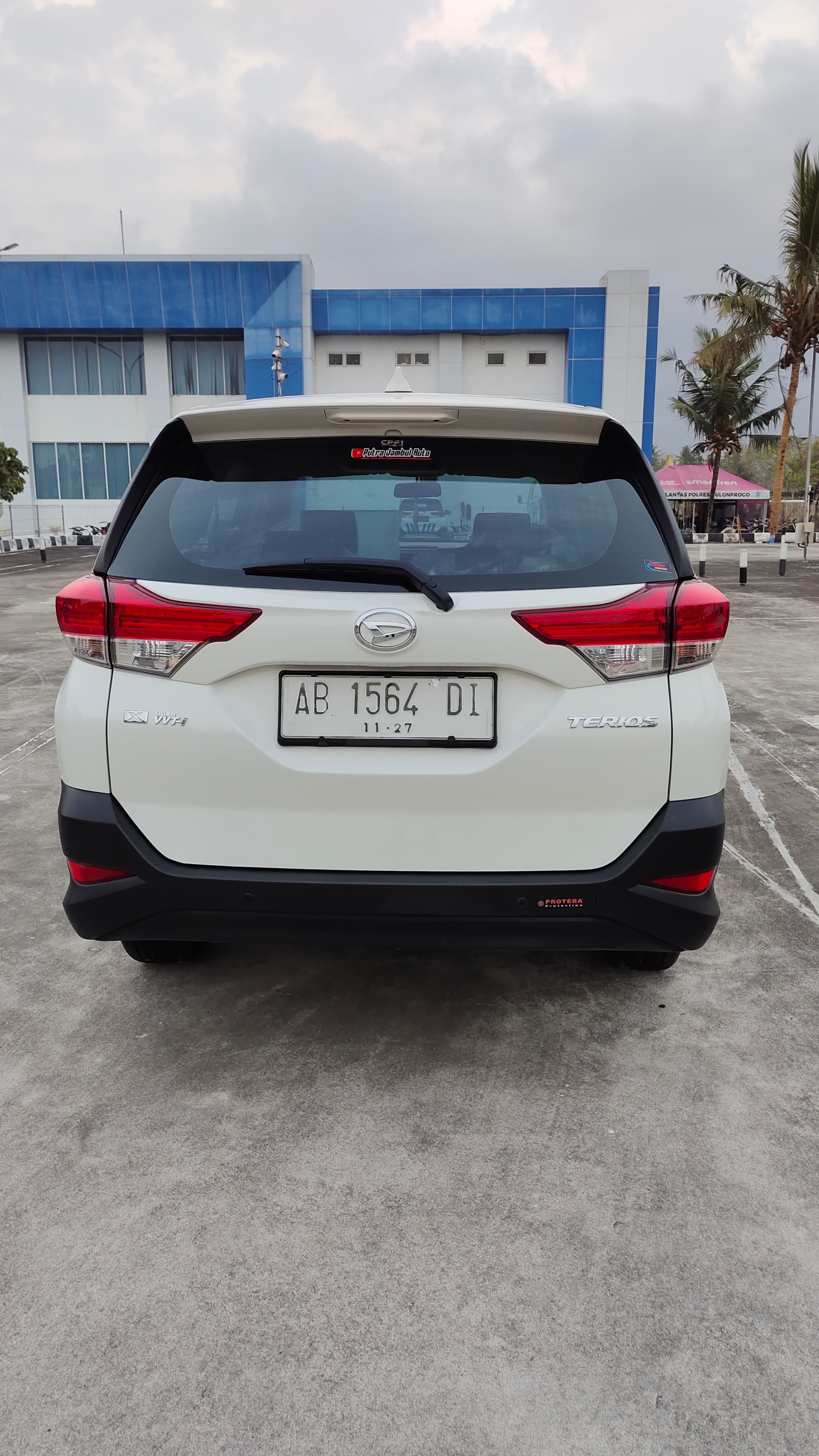 Daihatsu Terios Type X 2022 4